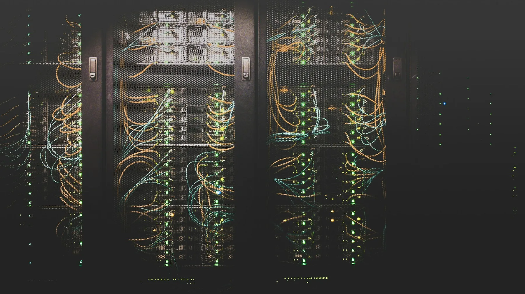 Network cabling in a server rack